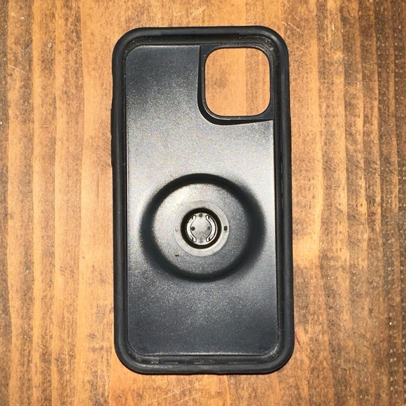 iPhone 11 Pro Otter+Pop phone case - Picture 4 of 5